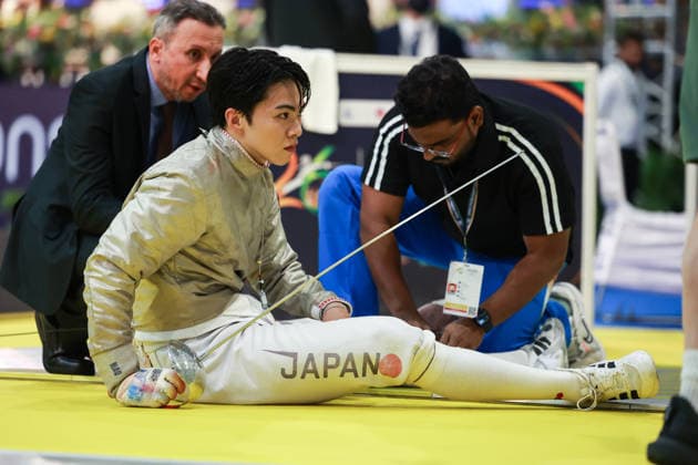 June 19, 2026, New Delhi, Delhi, India: Mao Kokubo of Japan got injured during Oh Sanguk of South Korea vs. Mao Kokubo of Japan, Asian Senior Fencing Championships 2026 (Men s Sabre) at Bharat Mandapam Convention Centre, New Delhi, India on 19th June 2026. Fencing 2026: Asian Senior Fencing Championships 2026  - ZUMAd207 20260619_zsp_d207_329 Copyright: xAvijitxDasx