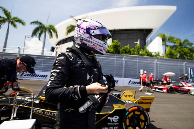 2026 FORMULA E SANYA ePRIX BARNARD Taylor (gbr), DS Penske, DS E-Tense FE25, portrait during the 2026 Sanya ePrix, 11th round of the 2025-26 ABB FIA Formula E World Championship, WM, Weltmeisterschaft on the Sanya Street Circuit from June 18 to 20, 2026 in Sanya, China - SanyaChina  Copyright: xJULIENxDELFOSSEx