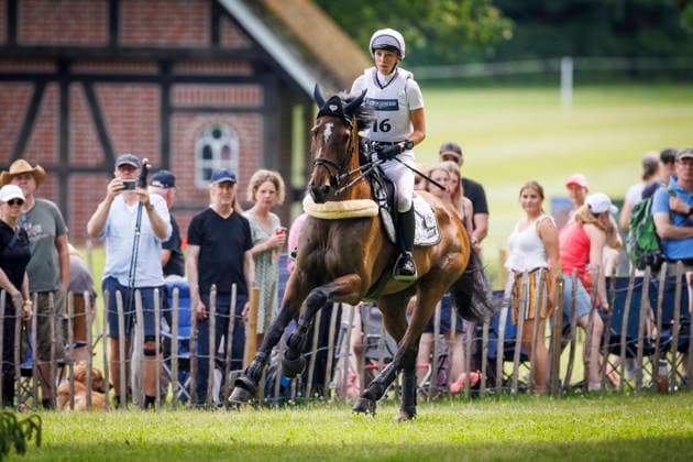 LUHMÜHLEN Longines Horse Trail 2026, LUHMÜHLEN Longines Horse Trail 2026 KING Emily GBR, Valmy Biats CCI5 L Cross Country Luhmühlen, Competition Grounds, June 20, 2026,detected_source_language