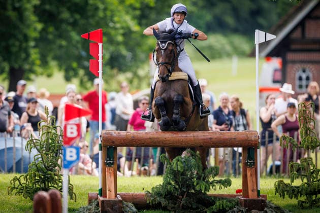 LUHMÜHLEN Longines Horse Trail 2026, LUHMÜHLEN Longines Horse Trail 2026 KING Emily GBR, Valmy Biats CCI5 L Cross Country Luhmühlen, Competition Grounds, June 20, 2026,detected_source_language