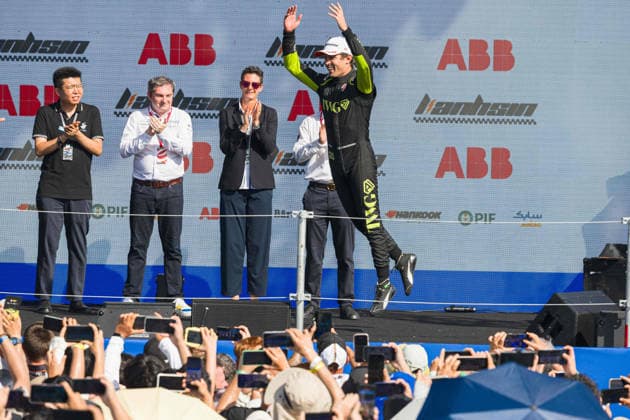 2026 FORMULA E SANYA ePRIX DRUGOVICH Felipe (bra), Andretti Formula E, Porsche 99X Electric, portrait podium during the 2026 Sanya ePrix, 11th round of the 2025-26 ABB FIA Formula E World Championship, WM, Weltmeisterschaft on the Sanya Street Circuit from June 18 to 20, 2026 in Sanya, China - SanyaChina  Copyright: xCLEMENTxLUCKx