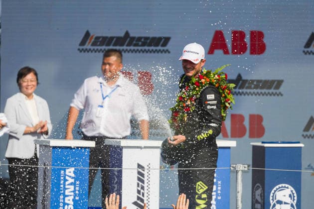 2026 FORMULA E SANYA ePRIX DENNIS Jake (gbr), Andretti Formula E, Porsche 99X Electric, DRUGOVICH Felipe (bra), Andretti Formula E, Porsche 99X Electric, MARTI Pepe (spa), Cupra Kiro, Porsche 99X Electric WCG3, portrait podium during the 2026 Sanya ePrix, 11th round of the 2025-26 ABB FIA Formula E World Championship, WM, Weltmeisterschaft on the Sanya Street Circuit from June 18 to 20, 2026 in Sanya, China - SanyaChina  Copyright: xCLEMENTxLUCKx