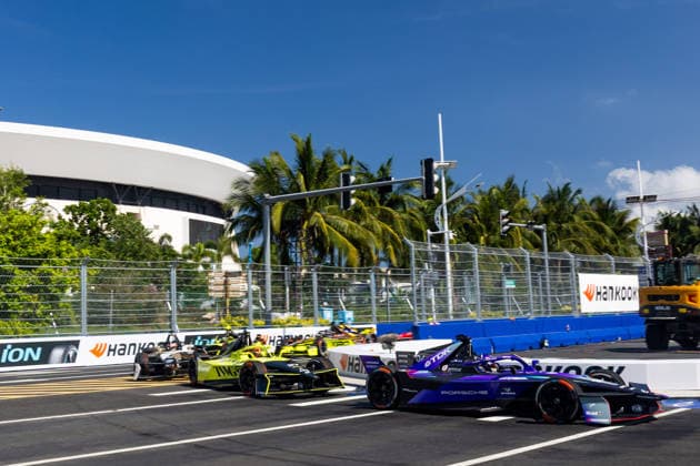 2026 FORMULA E SANYA ePRIX 94 WEHRLEIN Pascal (ger), Porsche Formula E Team, Porsche 99X Electric, action during the 2026 Sanya ePrix, 11th round of the 2025-26 ABB FIA Formula E World Championship, WM, Weltmeisterschaft on the Sanya Street Circuit from June 18 to 20, 2026 in Sanya, China - SanyaChina  Copyright: xDamienxDoumerguex