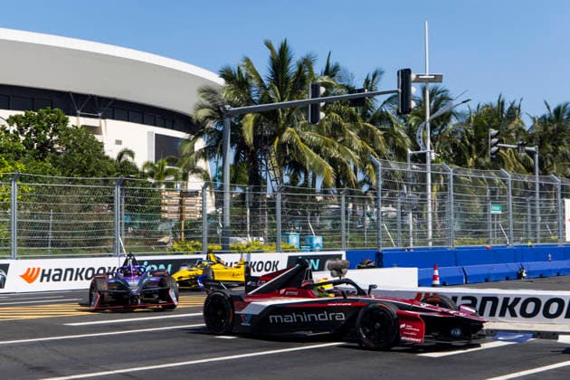 2026 FORMULA E SANYA ePRIX 48 MORTARA Edoardo (swi), Mahindra Racing, Mahindra M12Electro, action during the 2026 Sanya ePrix, 11th round of the 2025-26 ABB FIA Formula E World Championship, WM, Weltmeisterschaft on the Sanya Street Circuit from June 18 to 20, 2026 in Sanya, China - SanyaChina  Copyright: xJULIENxDELFOSSEx