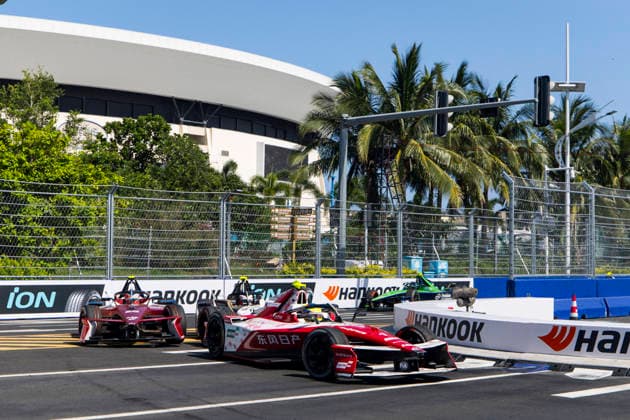 2026 FORMULA E SANYA ePRIX 01 ROWLAND Oliver (gbr), Nissan Formula E Team, Nissan e-4ORCE 05, action during the 2026 Sanya ePrix, 11th round of the 2025-26 ABB FIA Formula E World Championship, WM, Weltmeisterschaft on the Sanya Street Circuit from June 18 to 20, 2026 in Sanya, China - SanyaChina  Copyright: xJULIENxDELFOSSEx