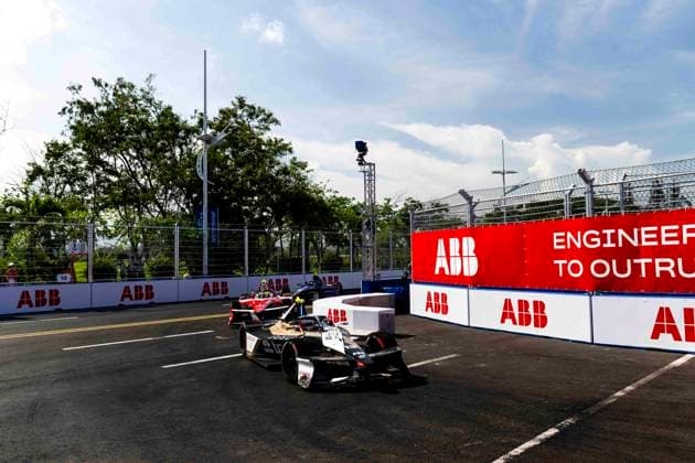 2026 FORMULA E SANYA ePRIX 09 EVANS Mitch (nzl), Jaguar TCS Racing, Jaguar I-Type 7, action during the 2026 Sanya ePrix, 11th round of the 2025-26 ABB FIA Formula E World Championship, WM, Weltmeisterschaft on the Sanya Street Circuit from June 18 to 20, 2026 in Sanya, China - SanyaChina  Copyright: xFabrizioxBoldonix