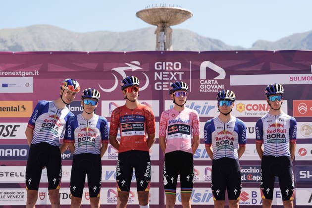 The pink jersey Italy s Lorenzo Mark Finn of Red Bull - Bora - Hansgrohe Rookies and The red jersey Italy s Davide Donati of Red Bull - Bora - Hansgrohe Rookies during Stage 7 of the Giro Next Gen 2026, from Sulmona to Piana delle Mele (Guardiagrele), Italy, Saturday, June 20, 2026.  Copyright: xMassimoxPaolone LaPressex