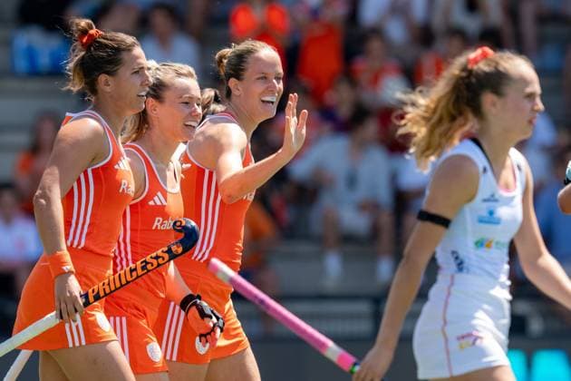 ROTTERDAM, 20-06-2026, HC Rotterdam, FIH Hockey Pro League Women, Netherlands - Spain , Season 2025-2026. Picture shows Netherlands player Frederique Matla, Netherlands player Freeke Moes and Netherlands player Felice Albers Netherands - Spain (1st Match)  x204496179x Copyright: