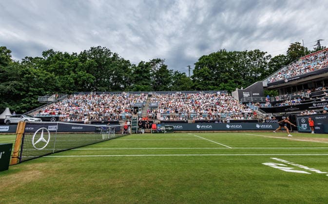 Berlin, 15.06.26, Tennis: VANDA Pharmaceuticals BERLIN TENNIS OPEN 2026 im Steffi-Graf-Stadion. Damen, Einzel. A. Sabalenka vs gegen Jessica Pegula. Jessica Pegula retourniert einen Ball. VANDA Pharmaceuticals BERLIN TENNIS OPEN 2026 *** Berlin, June 15, 2026, Tennis