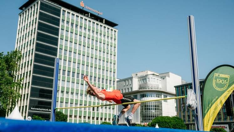 High-Fliers Day at Kennedyplatz On June 20, 2026, in Essen FOR EDITORIAL USE ONLY EDITORIAL USE ONLY p Day of the High-Fliers at Kennedyplatz On June 20, 2026, in Essen Copyright ChristophxJendral,detected_source_language Copyright: ChristophxJendral doc86dcg8sz395j05oij30 ,EDITORIAL USE ONLY