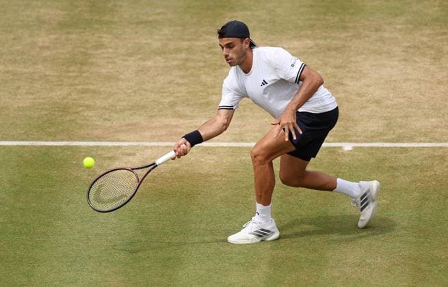 Francisco Cerundolo of Argentina in action HSBC Queen s Club Championships, Day Fifteen, Tennis, Queen s Club, West Kensington, London, UK - 20 Jun 2026London Queen s Club United Kingdom  Copyright: xEllaxLing Shutterstockx 16929307l