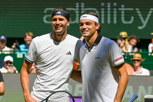 Alexander Zverev (GER) und Taylor Fritz (USA) TERRA WORTMANN Open 2026, Tennis, ATP, Tennis Herren Tennis Herren 500, Turnier, Hauptfeld, Halbfinale, 20.06.2026, TERRA WORTMANN Open 2026, Tennis, ATP, Tennis Herren 500, Turnier, Hauptfeld, Halbfinale, 20.06.2026 Halle *** Alexander Zverev (GER) and Taylor Fritz (USA) TERRA WORTMANN Open 2026, Tennis, ATP, Mens 500, Tournament, Main Draw, Semifinals, June 20, 2026, TERRA WORTMANN Open 2026, Tennis, ATP, Mens 500, Tournament, Main Draw, Semifinals, June 20, 2026, Indoor,detected_source_language Copyright: xEibner-Pressefoto RobertxGertzenx EP_RGN