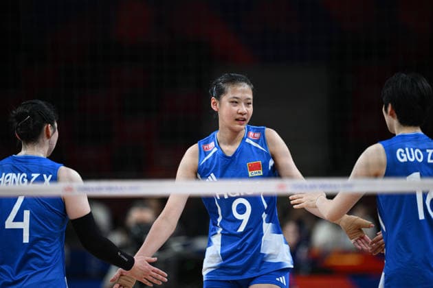 China v Brazil - 2026 FIVB Volleyball Nations League ANKARA, TURKIYE - JUNE 20: Roberta Silva Ratzke (9) of China celebrates after score during the 2026 FIVB Volleyball Nations League (VNL) Week 2 match between China and Brazil at Ankara Sports Hall in Ankara, Turkiye on June 20, 2026. Akin Celiktas Anadolu Ankara Turkey. Editorial use only. Please get in touch for any other usage.  Copyright: x2026xAnadoluxAkinxCeliktasx