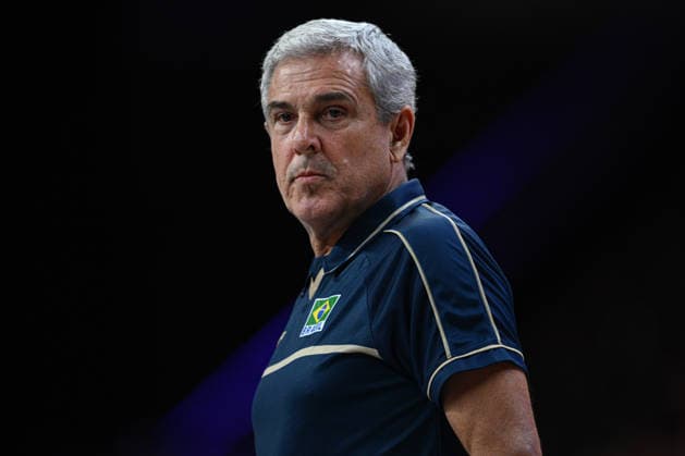 China v Brazil - 2026 FIVB Volleyball Nations League ANKARA, TURKIYE - JUNE 20: Head coach Jose Roberto Guimarae of Brazil follows the 2026 FIVB Volleyball Nations League (VNL) Week 2 match between China and Brazil at Ankara Sports Hall in Ankara, Turkiye on June 20, 2026. Akin Celiktas Anadolu Ankara Turkey. Editorial use only. Please get in touch for any other usage.  Copyright: x2026xAnadoluxAkinxCeliktasx