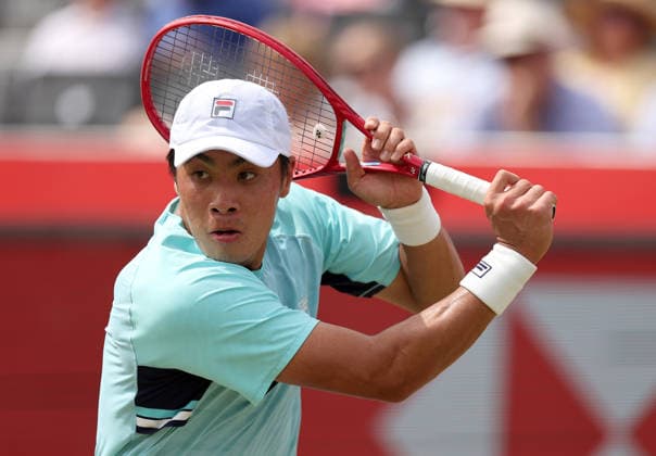 Brandon Nakashima of USA in action HSBC Queen s Club Championships, Day Fifteen, Tennis, Queen s Club, West Kensington, London, UK - 20 Jun 2026London Queen s Club United Kingdom  Copyright: xEllaxLing Shutterstockx 16929307ad