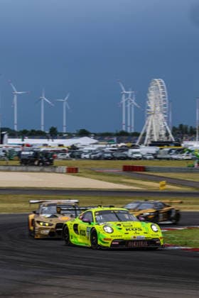 DTM, 5. + 6. Rennen DEKRA Lausitzring 2026 91 Porsche 911 GT3 R (992), Manthey: Thomas Preining, 3 BMW M4 GT3 Evo, Schubert Motorsport: Kelvin van der Linde- picture by Gruppe C Photography Schipkau DEKRA Lausitzring Brandenburg Germany Copyright: xGruppexCxPhotographyx