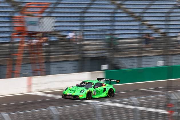 90 Ricardo Feller (CH Manthey), Porsche 911 GT3 R Evo, action photo taken at Hoch Zwei, Klettwitz, Germany,detected_source_language