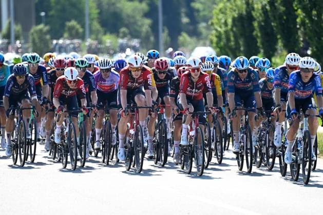 Baloise Belgium Tour 2026 Stage 4 AARSCHOT, BELGIUM - JUNE 20 : Riders of Team Lotto Intermarche in action during stage 4 of the 95th edition of Baloise Tour of Belgium an UCI ProSeries 2.Pro cycling road race stage for Men Elite of 183.5 km with start in Begijnendijk and finish in Aarschot on June 20, 2026 in Aarschot, Belgium, 20 06 2026 ( Motordriver Stephan Boone - Aarschot Belgium  Copyright: xTomasxSiskx