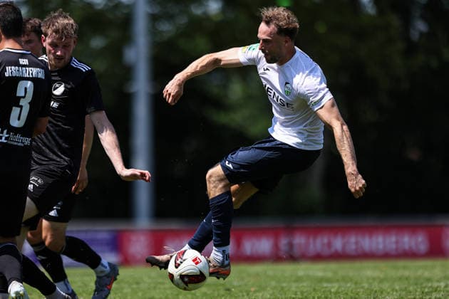 June 20, 2026, xkwix, soccer, friendly match, SC Spelle Venhaus vs. FC Gütersloh, Arena am Stuckenberg, 2026–2027 season, Julius Langfeld, FC Gütersloh 10. DFB regulations prohibit any use of photographs as image sequences and or quasi-video. Photo