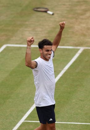 Francisco Cerundolo of Argentina celebrates on match point HSBC Queen s Club Championships, Day Fifteen, Tennis, Queen s Club, West Kensington, London, UK - 20 Jun 2026London Queen s Club United Kingdom  Copyright: xEllaxLing Shutterstockx 16929307ax