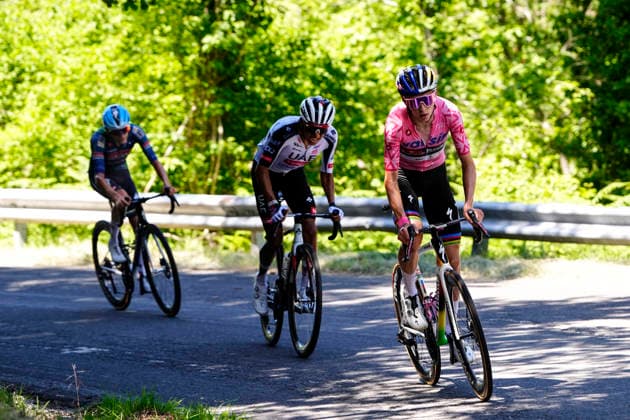 Italy s Lorenzo Mark Finn of Red Bull - Bora - Hansgrohe Rookies, Ecuador s Pablo Mateo Ramirez Torres of UAE Team Emirates Gen-Z, Brazil s Henrique Ribeiro Bravo of Soudal Quick-Step Devo Team during Stage 7 of the Giro Next Gen 2026, from Sulmona to Piana delle Mele (Guardiagrele), Italy, Saturday, June 20, 2026.  Copyright: xFabioxFerrari LaPressex