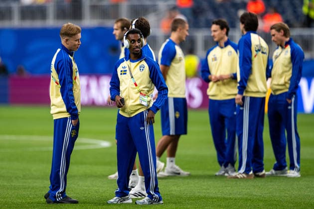260620 Daniel Svensson and Taha Ali of Sweden during pitch inspection ahead of the FIFA World Cup, WM, Weltmeisterschaft, Fussball 2026 football match between Netherlands and Sweden on June 20, 2026 in Houston. Photo: Petter Arvidson BILDBYRAN kod PA PA1246 bbeng fotboll football soccer fotball vm fotbolls-vm fotball-vm fotbolls-vm 2026 fifa world cup 2026 sverige sweden sverige a netherlands nederländerna *** June 26, 2020  Copyright: PETTERxARVIDSON BB260620PA029