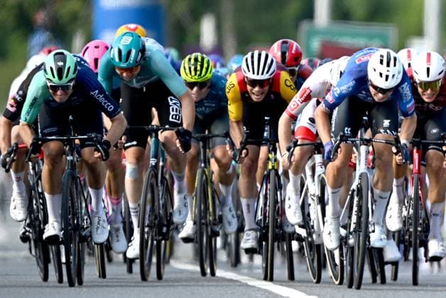 Dutch Olav Kooij of Decathlon CMA CGM Team (L) and Belgian Jasper Philipsen of Alpecin-Premier Tech (R) sprint to the finish of stage 4 of the Baloise Belgium Tour cycling race, 183,5km from Begijnendijk to Aarschot, on Saturday 20 June 2026. The Baloise Belgium Tour takes place from 17 to 21 June. JASPERxJACOBS  x178478353x
