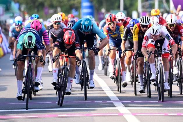 Baloise Belgium Tour 2026 Stage 4 AARSCHOT, BELGIUM - JUNE 20 : Kooij Olav (NED) of Decathlon CMA CGM Team in action during stage 4 of the 95th edition of Baloise Tour of Belgium an UCI ProSeries 2.Pro cycling road race stage for Men Elite of 183.5 km with start in Begijnendijk and finish in Aarschot on June 20, 2026 in Aarschot, Belgium, 20 06 2026 ( Motordriver Stephan Boone - Aarschot Belgium  Copyright: xTomasxSiskx