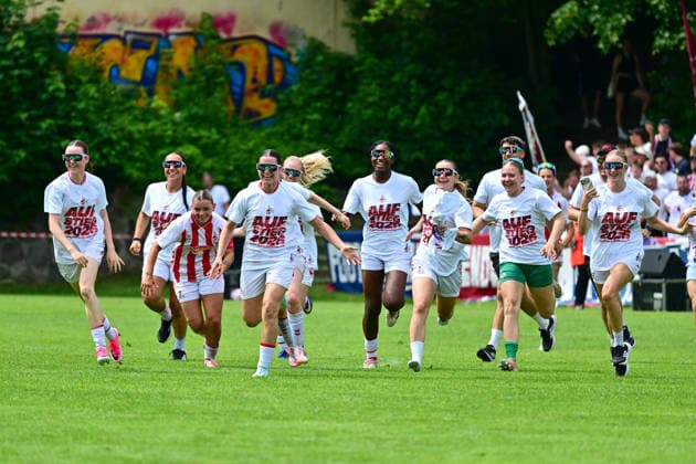 20.06.2026, Fußball, Frauen, Regionalliga, Relagation zur 2. Bundesliga, Saison 2025 2026, Holstein Kiel - 1. FC Köln, Holstein Women Aufstiegsjubel der Kölner Frauen Kiel, Holstein-Stadion Waldwiese, VfB Kiel Platz Schleswig-Holstein Deutschland *** June 20, 2026, Soccer, Womens, Regional League, Promotion Playoffs to the 2. Bundesliga, 2025–2026 Season, Holstein Kiel vs. 1. FC Köln, Holstein Women