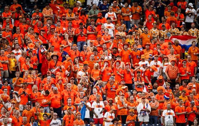 HOUSTON - Fans of the Netherlands during the FIFA 2026 Group F match between the Netherlands and Sweden at Houston Stadium on June 20, 2026, in Houston, United States. KOEN VAN WEEL ANP FIFA World Cup, WM, Weltmeisterschaft, Fussball 2026 group stage 2026 xVIxANPxSportx xxANPxIVx 561520130 originalFilename: 561520130.jpg