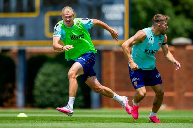Fotball-VM 2026 Greensboro , USA 20260620. Norges Erling Braut Haaland og Fredrik Bjorkan under en trening med Norges herrelandslag i fotball pa The University of North Carolina Greensboro (UNCG). Foto: Fredrik Varfjell NTB Greensboro USA EDITORIAL USE ONLY. RESTRICTED USE FOR BETTING COMPANIES Ref:_SPOTXgNNCFtg1M.jpg *** 2026 FIFA World Cup in Greensboro, USA 20260620 Norway’s Erling Braut Haaland and Fredrik Bjorkan during a training session with the Norwegian men’s national soccer team at the University of North Carolina Greensboro (UNCG). Photo  Copyright: xFredrikxVarfjellx xNTBx