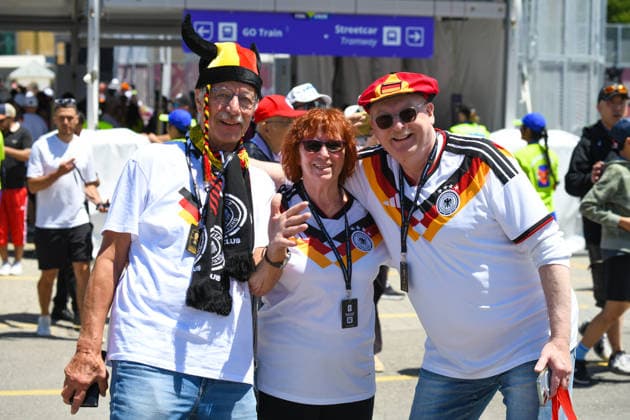 Germany national team, Nationalteam vs Ivory Coast National Team. FIFA World Cup, WM, Weltmeisterschaft, Fussball 2026 Group E match. Fans enter the stadium premises previous to the match played between the National Teams of Germany and Cote dIvoire. FIFA World Cup 2026 Group E match, played on 20.06.26 at the Toronto Stadium in Toronto, Ontario, Canada. Photo Jose Campos PMEimages Toronto Ontario Canada Copyright: xJosexCamposx xPMEimagesx