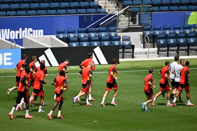 Belgian national football team - FIFA World Cup, WM, Weltmeisterschaft, Fussball 2026 - media activities 20 06 2026 LOS ANGELES, UNITED STATES OF AMERICA - JUNE 20 : Illustration picture Red Devils Squad pictured during a training session at Carson Sports Park prior to the Belgium vs Iran match during the 2026 FIFA World Cup on June 20, 2026 in Los Angeles, United States of America, 20 06 2026 Los Angeles United States of America  Copyright: xNicoxVereeckenx
