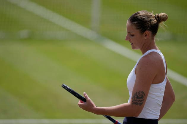 Lexus Nottingham Open - Day Six Karolina Pliskova competes during her semi-final singles match at the 2026 Lexus Nottingham Open Women s tennis tournament at the Nottingham Tennis Centre in Nottingham, England, on June 20, 2026. Nottingham Great Britain United Kingdom  Copyright: xOwenxHammondx originalFilename:hammond-2026lexu260620_npLkV.jpg