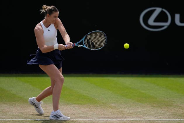 Lexus Nottingham Open - Day Six Karolina Pliskova competes during her semi-final singles match at the 2026 Lexus Nottingham Open Women s tennis tournament at the Nottingham Tennis Centre in Nottingham, England, on June 20, 2026. Nottingham Great Britain United Kingdom  Copyright: xOwenxHammondx originalFilename:hammond-2026lexu260620_npVcC.jpg