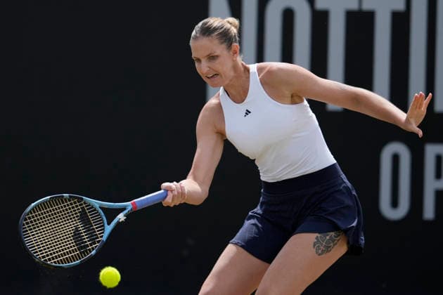 Lexus Nottingham Open - Day Six Karolina Pliskova competes during her semi-final singles match at the 2026 Lexus Nottingham Open Women s tennis tournament at the Nottingham Tennis Centre in Nottingham, England, on June 20, 2026. Nottingham Great Britain United Kingdom  Copyright: xOwenxHammondx originalFilename:hammond-2026lexu260620_npBV4.jpg