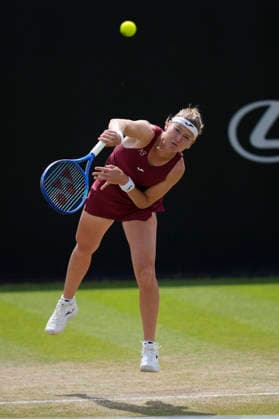 Lexus Nottingham Open - Day Six Marie Bouzkova in action during her semi-final singles match at the 2026 Lexus Nottingham Open Women s tennis tournament at the Nottingham Tennis Centre in Nottingham, England, on June 20, 2026. Nottingham Great Britain United Kingdom  Copyright: xOwenxHammondx originalFilename:hammond-2026lexu260620_npeHT.jpg