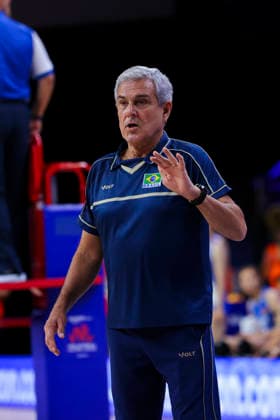 China V Brazil - Volleyball Nations League 2026 Ankara Stage Jose Roberto Guimaraes is seen during the FIVB Volleyball Nations League (VNL) match between China and Brazil at the Ankara Arena in Ankara, Turkey, on June 20, 2026. Ankara Turkey  Copyright: xÃ‡aÄülarxOskayx originalFilename:oskay-chinavbr260620_npLL4.jpg