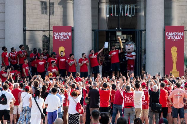 IPA85890019 - Olimpia Milano s championship celebrations during the EA7 Emporio Armani Milano - Championship Victory Celebration, an Italian Basketball Serie A game in Milan, Italy, on June 20, 2026  Copyright: xSaraxAngelica IPAxSportx xx 85890019