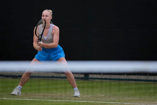 Lexus Nottingham Open - Day Six Mariia Kozyreva competes during the semi-final doubles match at the 2026 Lexus Nottingham Open Women s tennis tournament at the Nottingham Tennis Centre in Nottingham, England, on June 20, 2026. Nottingham Great Britain United Kingdom  Copyright: xOwenxHammondx originalFilename:hammond-2026lexu260620_npZy2.jpg