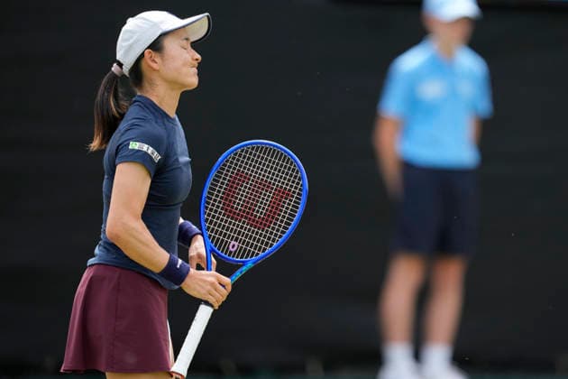 Lexus Nottingham Open - Day Six Shuko Aoyama competes during the semi-final doubles match at the 2026 Lexus Nottingham Open Women s tennis tournament at the Nottingham Tennis Centre in Nottingham, England, on June 20, 2026. Nottingham Great Britain United Kingdom  Copyright: xOwenxHammondx originalFilename:hammond-2026lexu260620_np97g.jpg