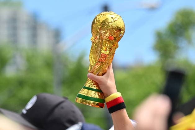 June 20, 2026, Toronto, On, Canada: Team Germany fans march toward Toronto Stadium before their team takes on Ivory Coast in World Cup soccer action in Toronto on Saturday, June 20, 2026. Canada News - June 20, 2026  - ZUMAc35_ 20260620_zaf_c35_024 Copyright: xJonxBlackerx