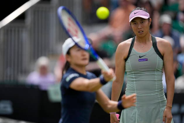 Lexus Nottingham Open - Day Six Hao Ching Chan competes during the semi-final doubles match at the 2026 Lexus Nottingham Open Women s tennis tournament at the Nottingham Tennis Centre in Nottingham, England, on June 20, 2026. Nottingham Great Britain United Kingdom  Copyright: xOwenxHammondx originalFilename:hammond-2026lexu260620_npfB6.jpg