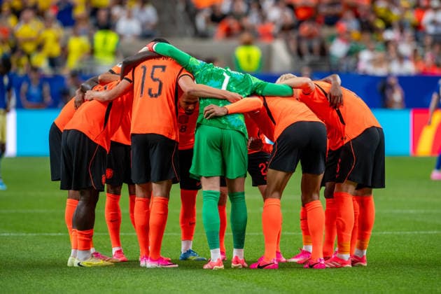 June 20, 2026: The Netherlands team huddles up during a FIFA World Cup, WM, Weltmeisterschaft, Fussball Group F match between Netherlands and Sweden in Houston, TX. .. CSM USA - ZUMAc04_ 20260620_faf_c04_017 Copyright: xTraskxSmithx