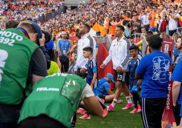 Fußball, Herren, FIFA World Cup, WM, Weltmeisterschaft, Fussball 2026, Spiel in Toronto (Gruppe E, 2. Spieltag), Deutschland - Elfenbeinküste, v. l. Jonathan Tah (Deutschland), Felix Nmecha (Deutschland), 20.06. 2026, *** Soccer, Mens, 2026 FIFA World Cup, Group E match in Toronto, Matchday 2, Germany vs. Ivory Coast, from left Copyright: xMatthiasxKochx