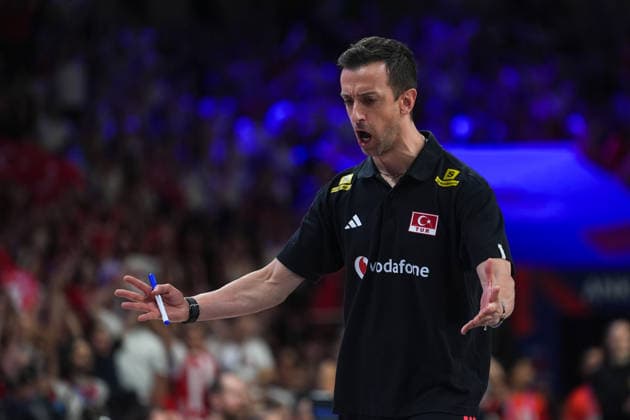 Turkiye v Germany - 2026 FIVB Volleyball Nations League ANKARA, TURKIYE - JUNE 20: Head coach Daniele Santarelli of Turkiye celebrates after scoring a point during the 2026 FIVB Volleyball Nations League Phase 2 match between Turkiye and Germany at the Ankara Sports Hall in Ankara, Turkiye on June 20, 2026. Dilara Irem Sancar Anadolu Ankara Turkey. Editorial use only. Please get in touch for any other usage.  Copyright: x2026xAnadoluxDilaraxIremxSancarx
