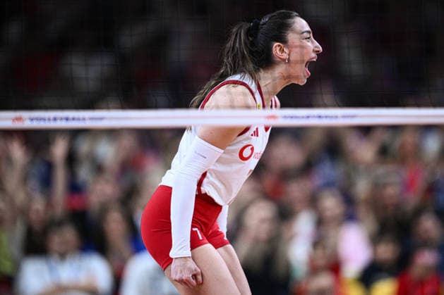 Turkiye v Germany - 2026 FIVB Volleyball Nations League ANKARA, TURKIYE - JUNE 20: Hande Baladin (7) of Turkiye celebrates after winning the 2026 FIVB Volleyball Nations League Phase 2 match between Turkiye and Germany at the Ankara Sports Hall in Ankara, Turkiye on June 20, 2026. Akin Celiktas Anadolu Ankara Turkey. Editorial use only. Please get in touch for any other usage.  Copyright: x2026xAnadoluxAkinxCeliktasx