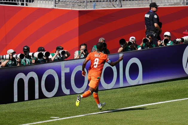 Germany v CÃ te d Ivoire, FIFA World Cup, WM, Weltmeisterschaft, Fussball 2026 CÃ te d Ivoire midfielder Franck KessiÃ (8) scores a GOAL 0-1 and celebrates during the Germany v CÃ te d Ivoire FIFA WORLD CUP 2026 Group E match at the Toronto Stadium, Toronto, Canada on 20 June 2026 Credit: Eleanor Hoad Every Second Media Editorial use only. All images are copyright Every Second Media Limited. No images may be reproduced without prior permission. Copyright: xIMAGO EveryxSecondxMediax ESM-2045-0001 EleanorxHoadx xEveryxSecondxMediax