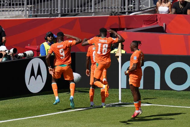 Germany v CÃ te d Ivoire, FIFA World Cup, WM, Weltmeisterschaft, Fussball 2026 CÃ te d Ivoire midfielder Franck KessiÃ (8) scores a GOAL 0-1 and celebrates during the Germany v CÃ te d Ivoire FIFA WORLD CUP 2026 Group E match at the Toronto Stadium, Toronto, Canada on 20 June 2026 Credit: Eleanor Hoad Every Second Media Editorial use only. All images are copyright Every Second Media Limited. No images may be reproduced without prior permission. Copyright: xIMAGO EveryxSecondxMediax ESM-2045-0005 EleanorxHoadx xEveryxSecondxMediax