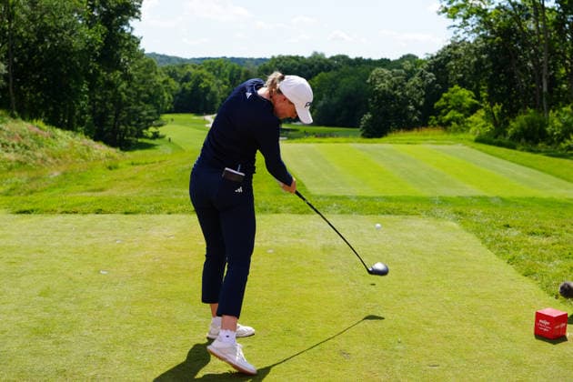BELMONT, MI - JUNE 20: LPGA, Golf Damen player Cassie Porter plays her tee shot on the 12th hole on June 20, 2026, during the third round of the LPGA Meijer LPGA Classic for Simply Give at Blythefield Country Club in Belmont, Michigan. (Photo by Brian Spurlock Icon Sportswire) GOLF: JUN 20 LPGA Meijer LPGA Classic for Simply Give EDITORIAL USE ONLY Icon26062024